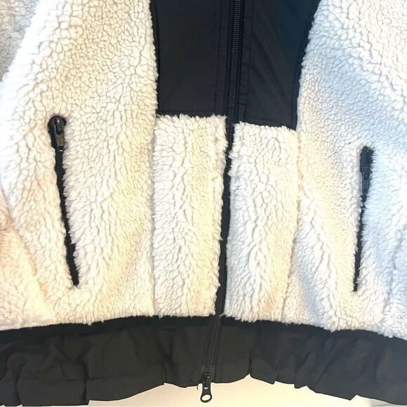 Ena Pelly PIA Faux Fur Shearling Bomber Jacket Cream and Black NWT Sz 6 - Picture 7 of 15